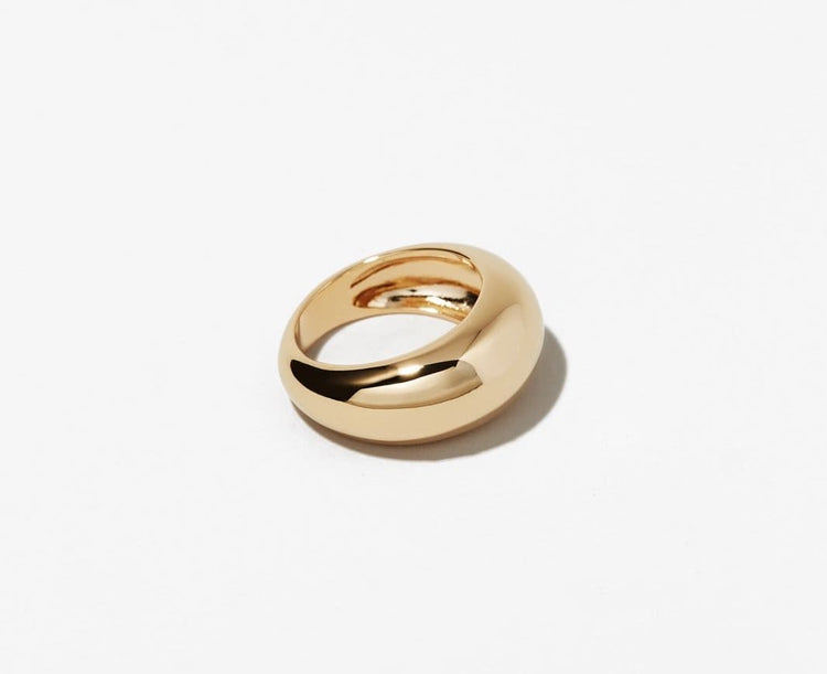 Dome Ring 6 / 14k Gold ring